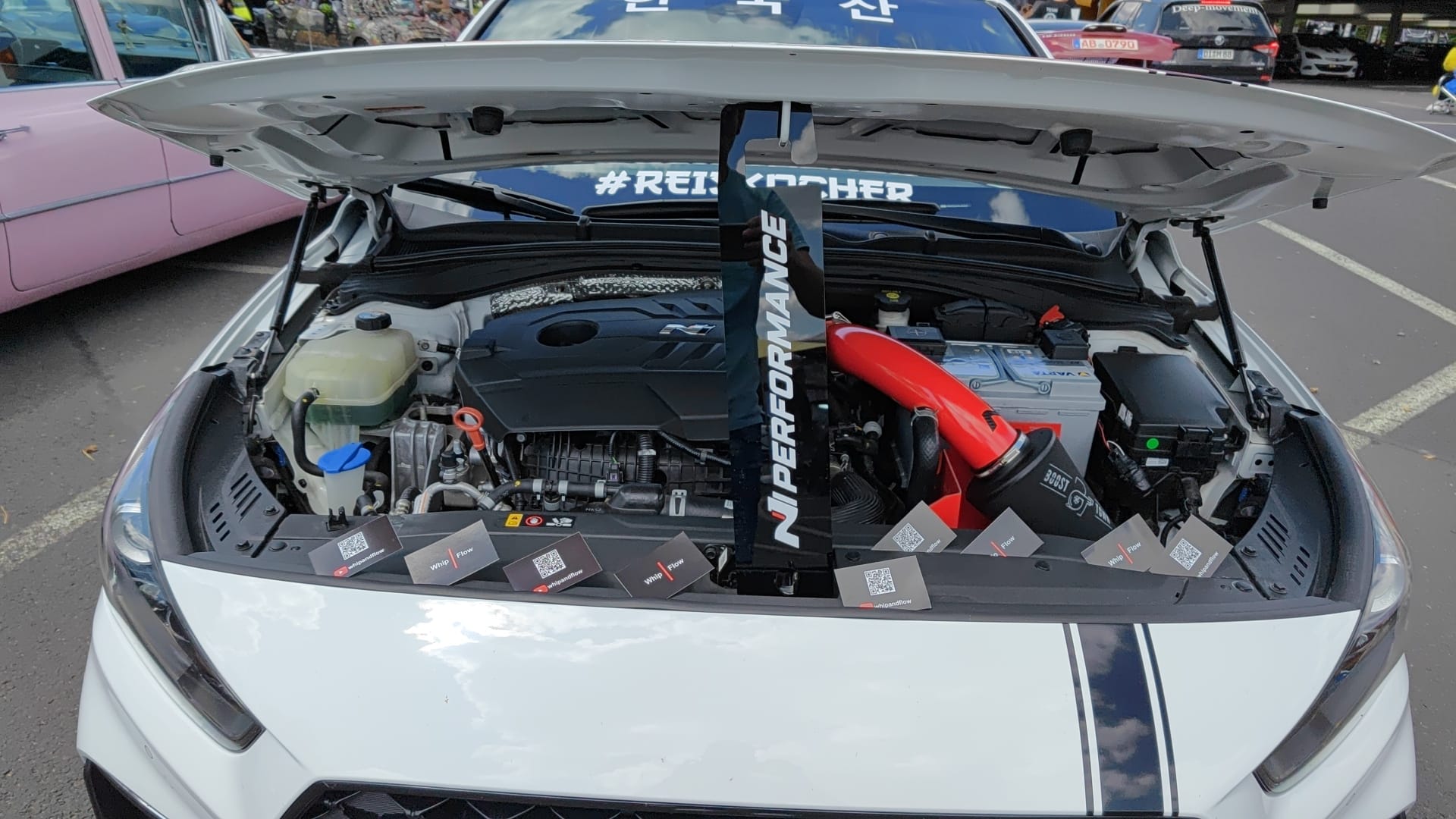 Motorhaube Halterung Showplate Acrylglas mit Wunschtext