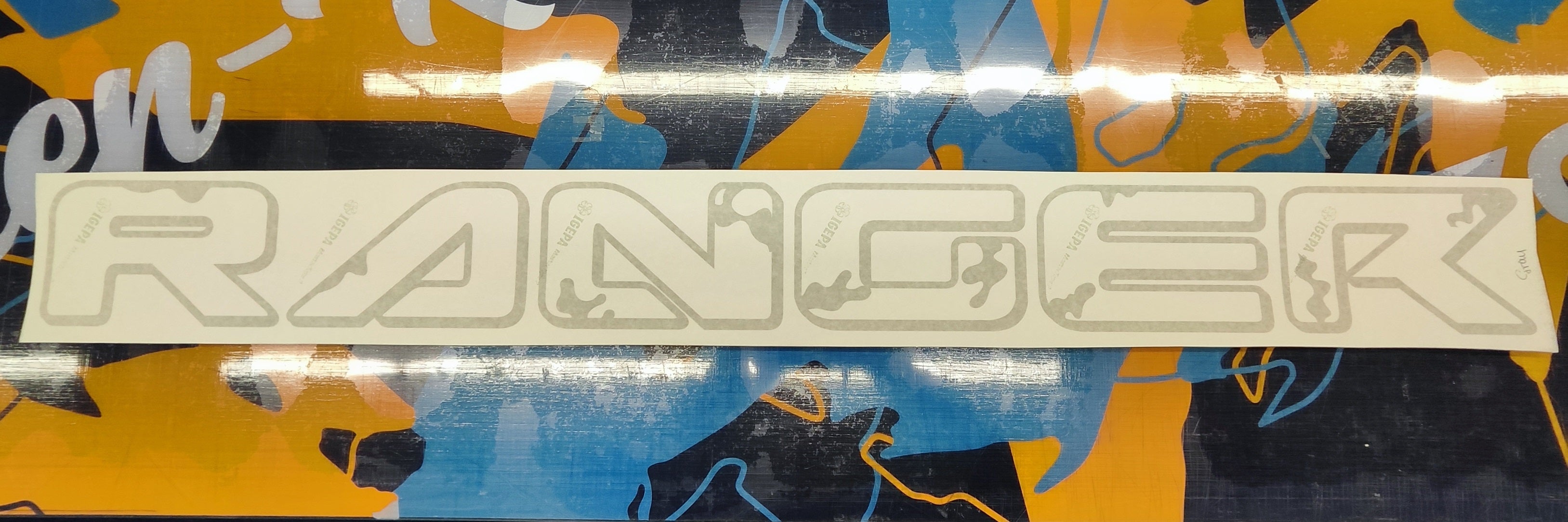 Ranger Schriftzug Aufkleber Grau